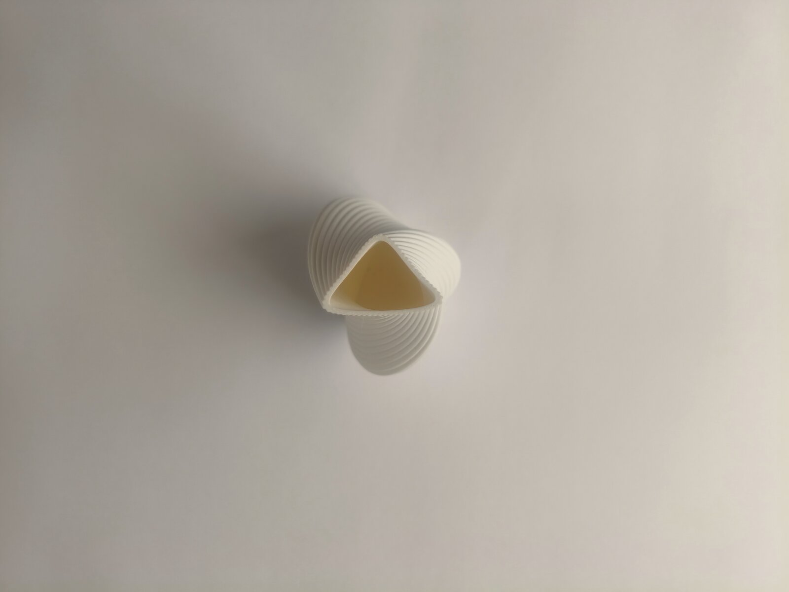 Vortex Vase Quartz White TOP